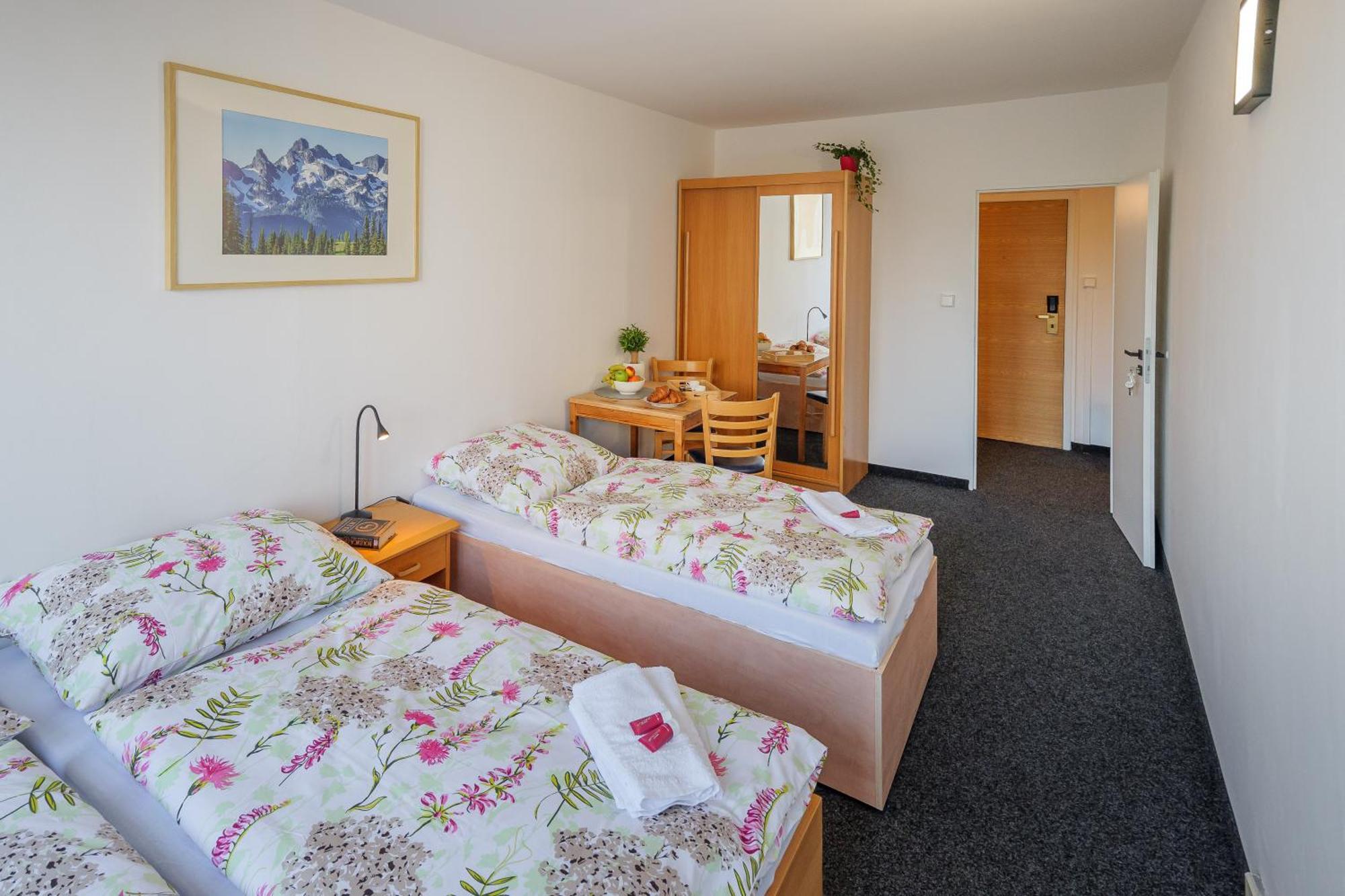 Cooliving Praga Exterior foto